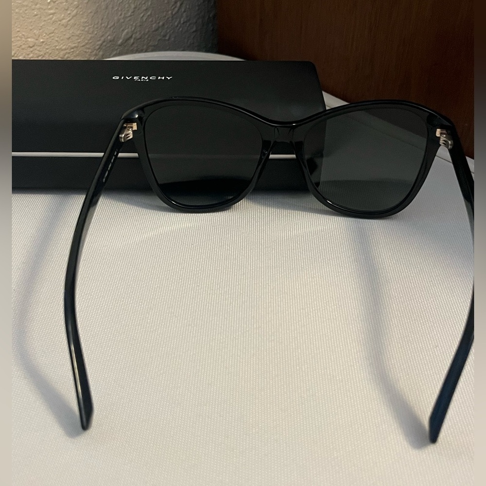 Givenchy Sunglasses With Case - image 4